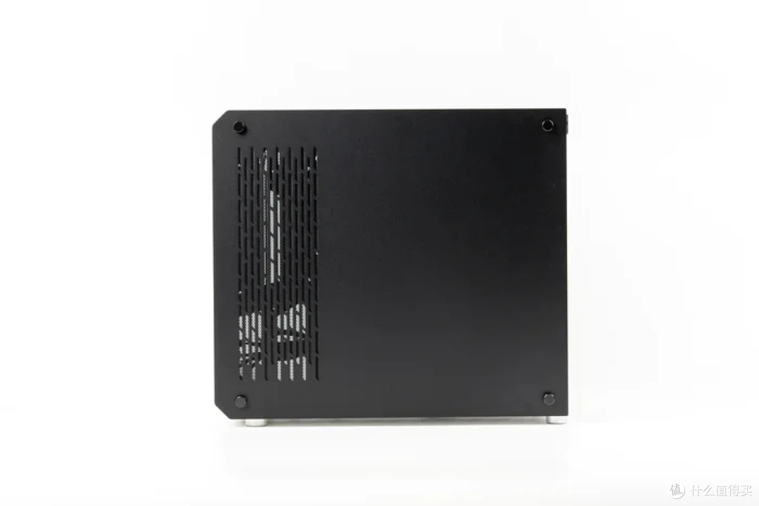 雪银战姬—B760G小吹雪S+4070S金属大师+机械大师C34PLUS装机分享