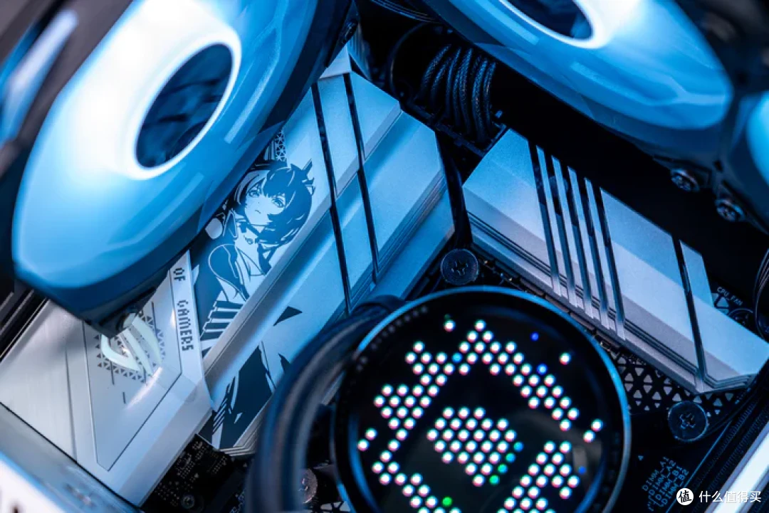 雪银战姬—B760G小吹雪S+4070S金属大师+机械大师C34PLUS装机分享