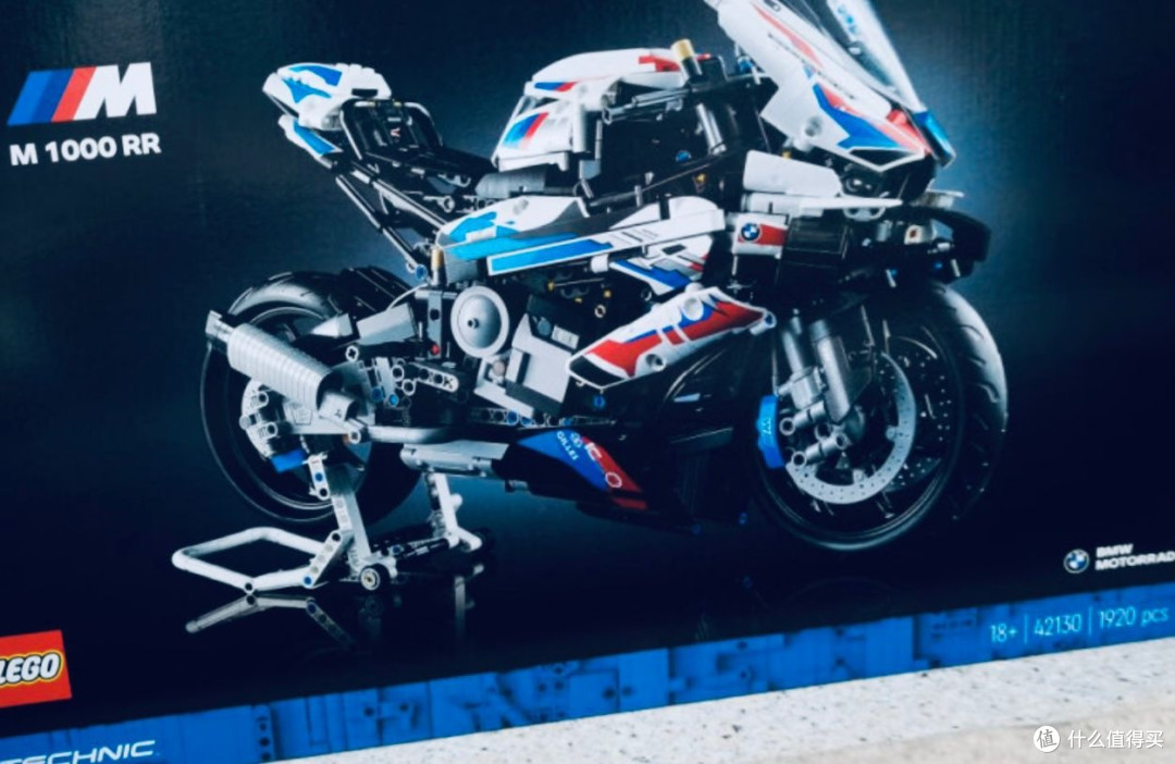 乐高迷必备！宝马摩托车M 1000 RR模型大揭秘！