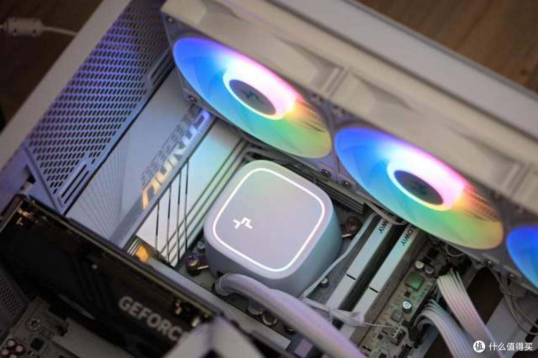 不仅是白色海景房还有强劲性能，技嘉B760M冰雕+i7 14700KF装机体验