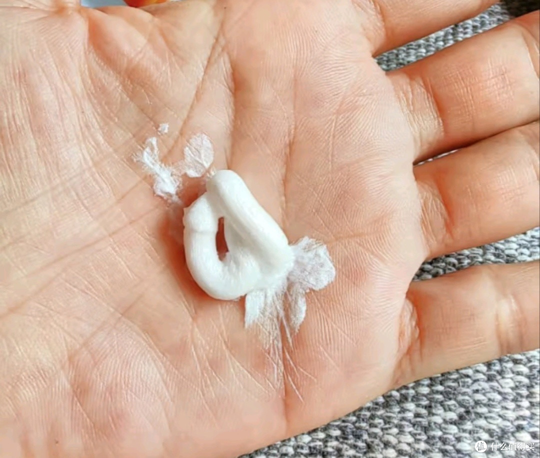 玉兰油 乳液透亮洁面乳补水保湿深层清洁毛孔洗面奶100g*2支