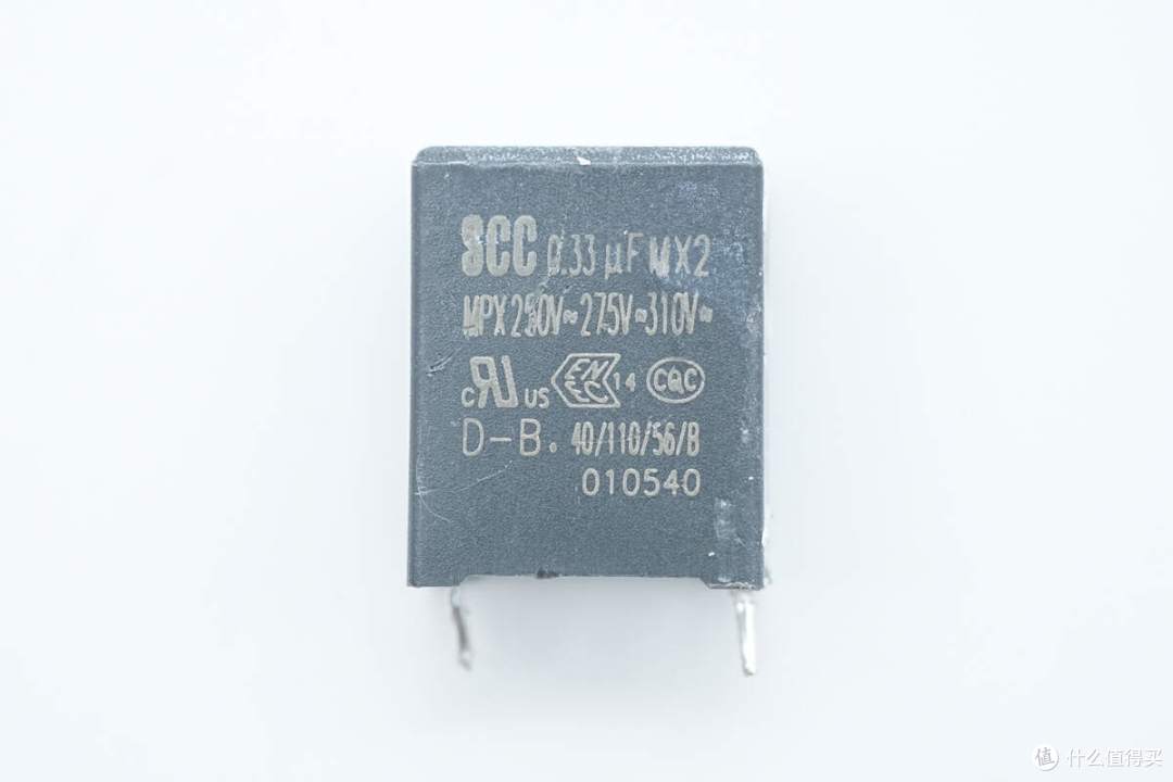 拆解报告:LG 65W USB-C氮化镓快充充电器LP65WFC20P-NJ