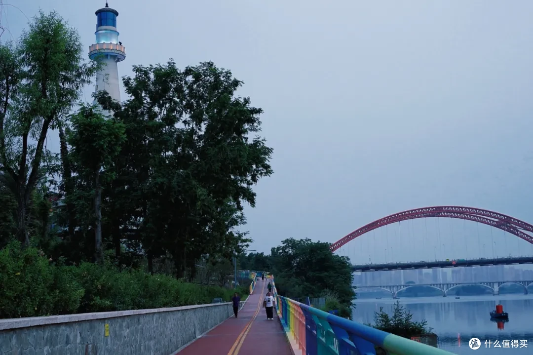 200住套房!美食美景自成一派!这个反向旅游小城真的香!