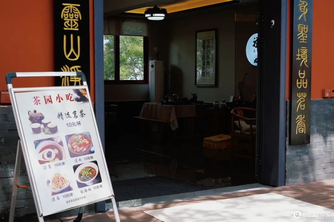 200住套房!美食美景自成一派!这个反向旅游小城真的香!