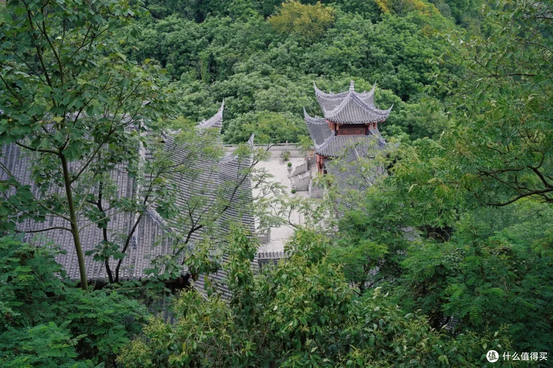 200住套房!美食美景自成一派!这个反向旅游小城真的香!