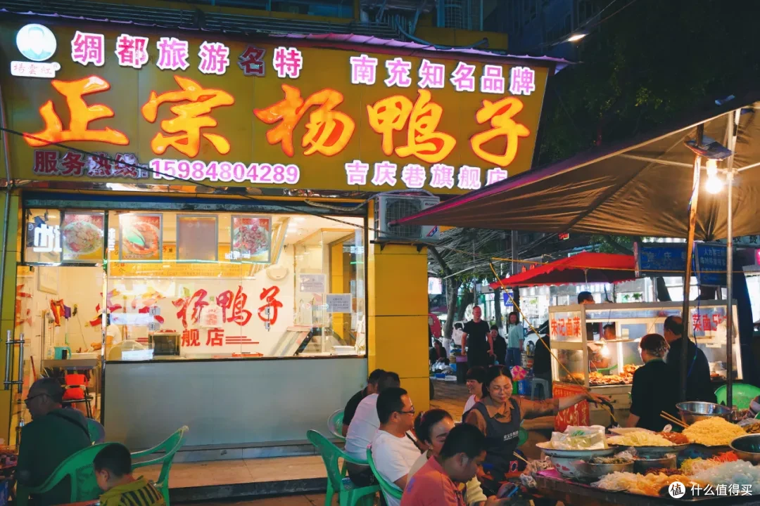 200住套房!美食美景自成一派!这个反向旅游小城真的香!