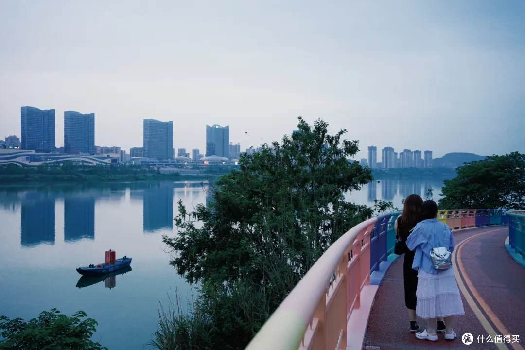 200住套房!美食美景自成一派!这个反向旅游小城真的香!