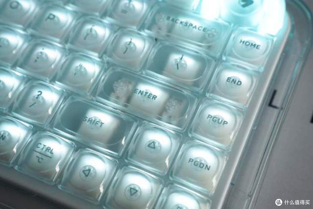 MIKIT觅己彩虹80键盘:女性Mac用户专属的精致之选