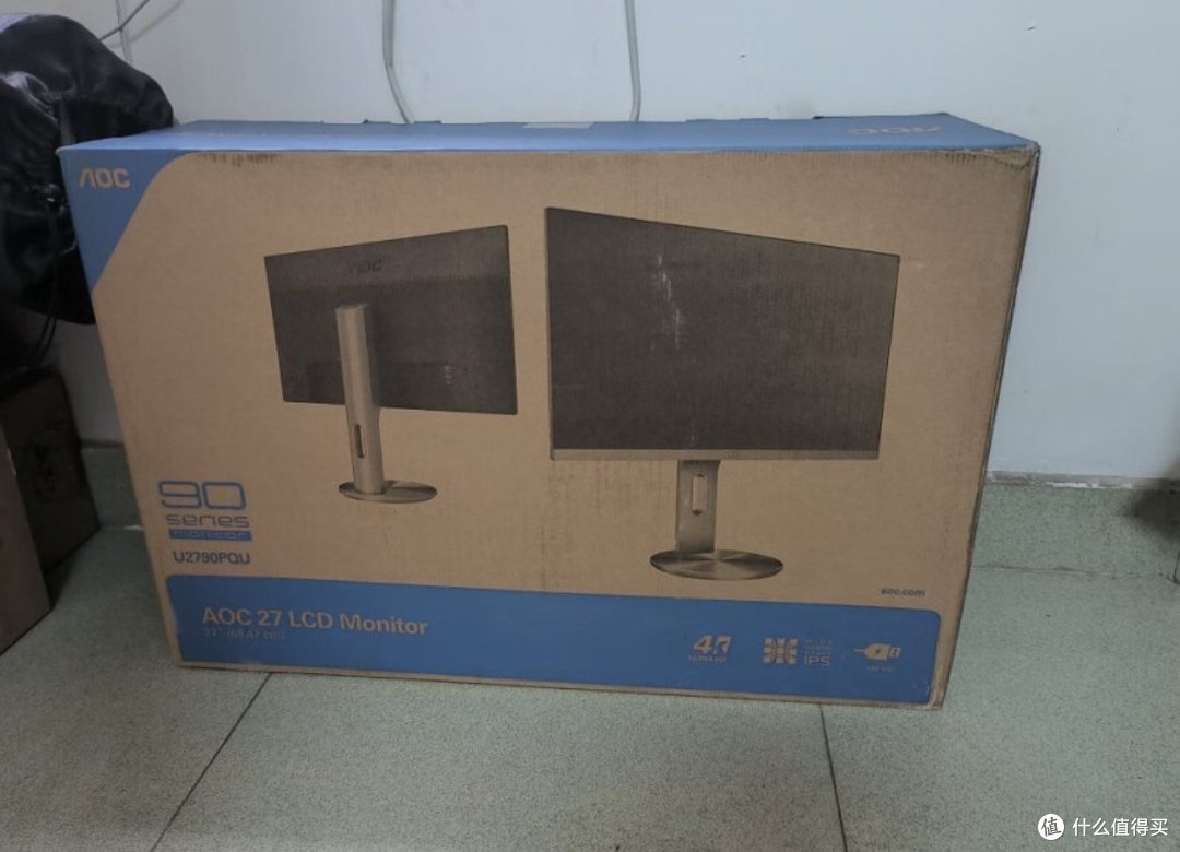AOC 27英寸 4K高清 IPS广视角 99%sRGB 商用办公节能 低蓝光不闪 三边微边 液晶电脑显示器 