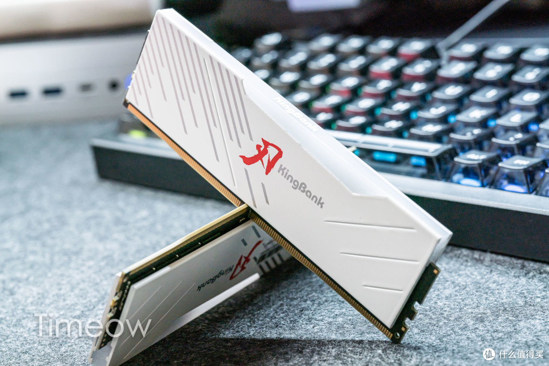 想通了！出厂即灰烬的i9-14900K 装成一套B760小吹雪主机就挺好 降压后能稳定用啦！附搭配建议·降压教程