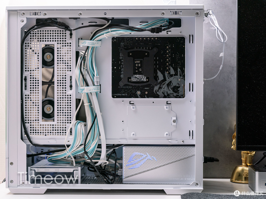 想通了！出厂即灰烬的i9-14900K 装成一套B760小吹雪主机就挺好 降压后能稳定用啦！附搭配建议·降压教程