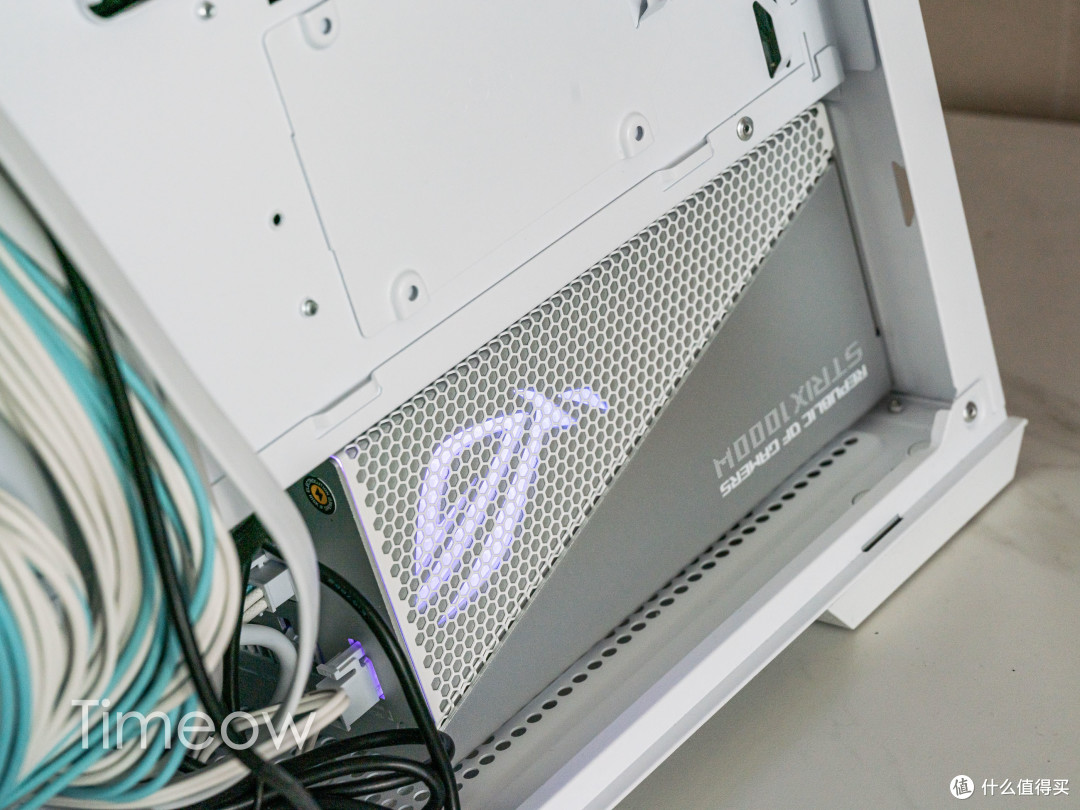 想通了！出厂即灰烬的i9-14900K 装成一套B760小吹雪主机就挺好 降压后能稳定用啦！附搭配建议·降压教程