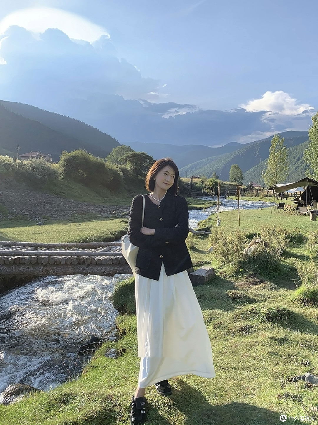 一年四季都可搭配的白色半身裙长裙鱼骨修腰不显胯梨形bi备仙女裙