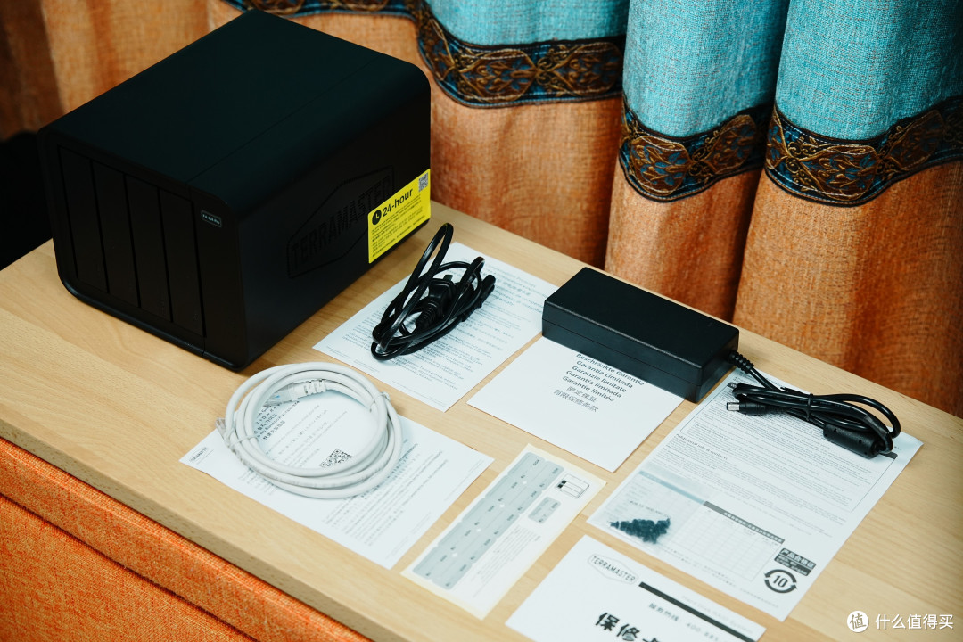 全新TOS6系统加持,重磅升级后的旗舰级NAS 铁威马F4-424 Pro,集安全、好用于一身