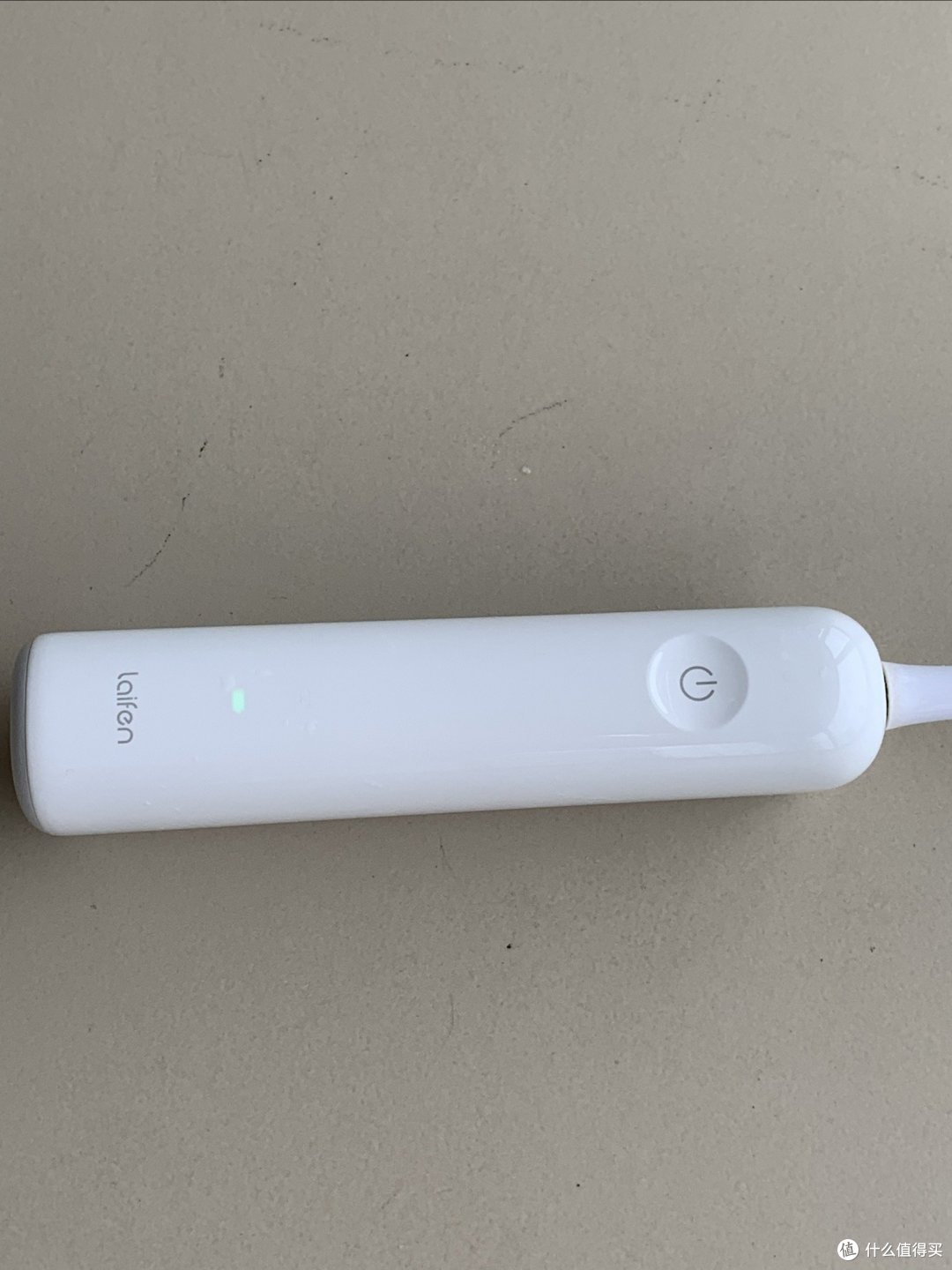 就算当小孩也要好好刷牙哟，徕芬电动牙刷扫震一体。很舒适