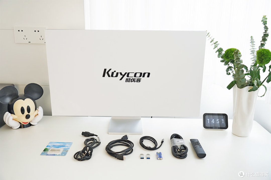 酷优客P32U32寸4K显示器使用评测:性价比与极简美学的完美结合
