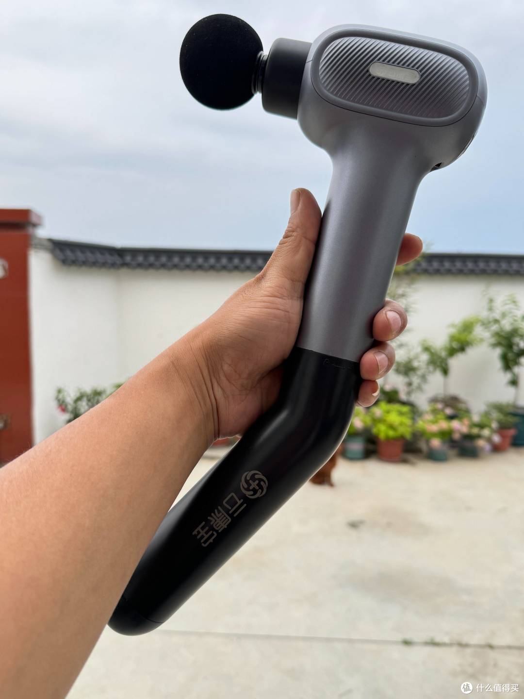 爱健康的人更需要呵护，云康宝CM40F筋膜枪给你运动后的呵护