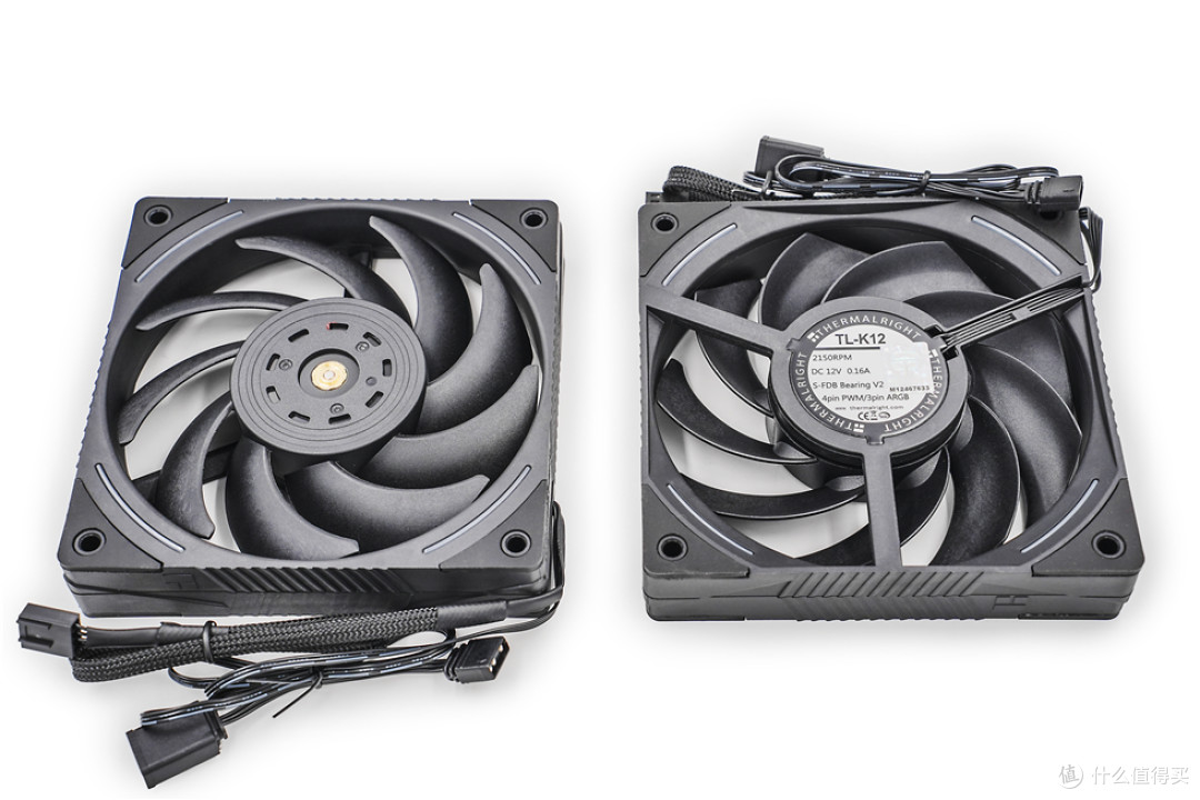 独一无二的专属设计——abee PIXEL TWO像素2机箱+ROG MAXIMUS Z790 DARK HERO主板+索泰4080 SUPER装机