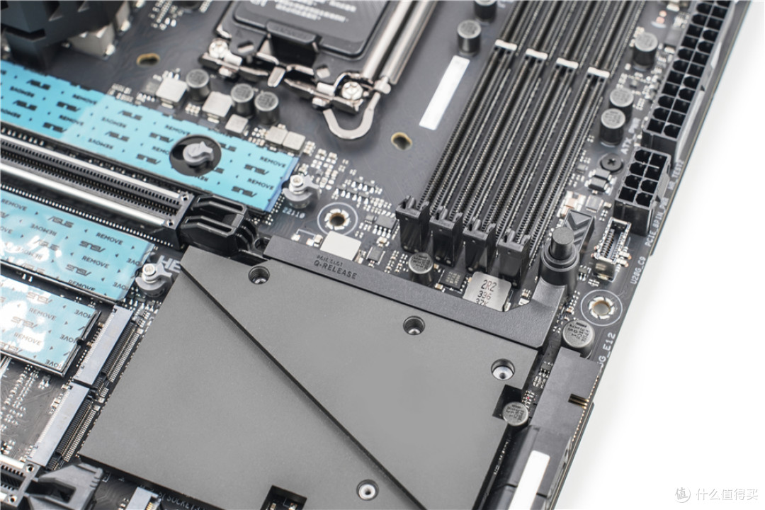 独一无二的专属设计——abee PIXEL TWO像素2机箱+ROG MAXIMUS Z790 DARK HERO主板+索泰4080 SUPER装机