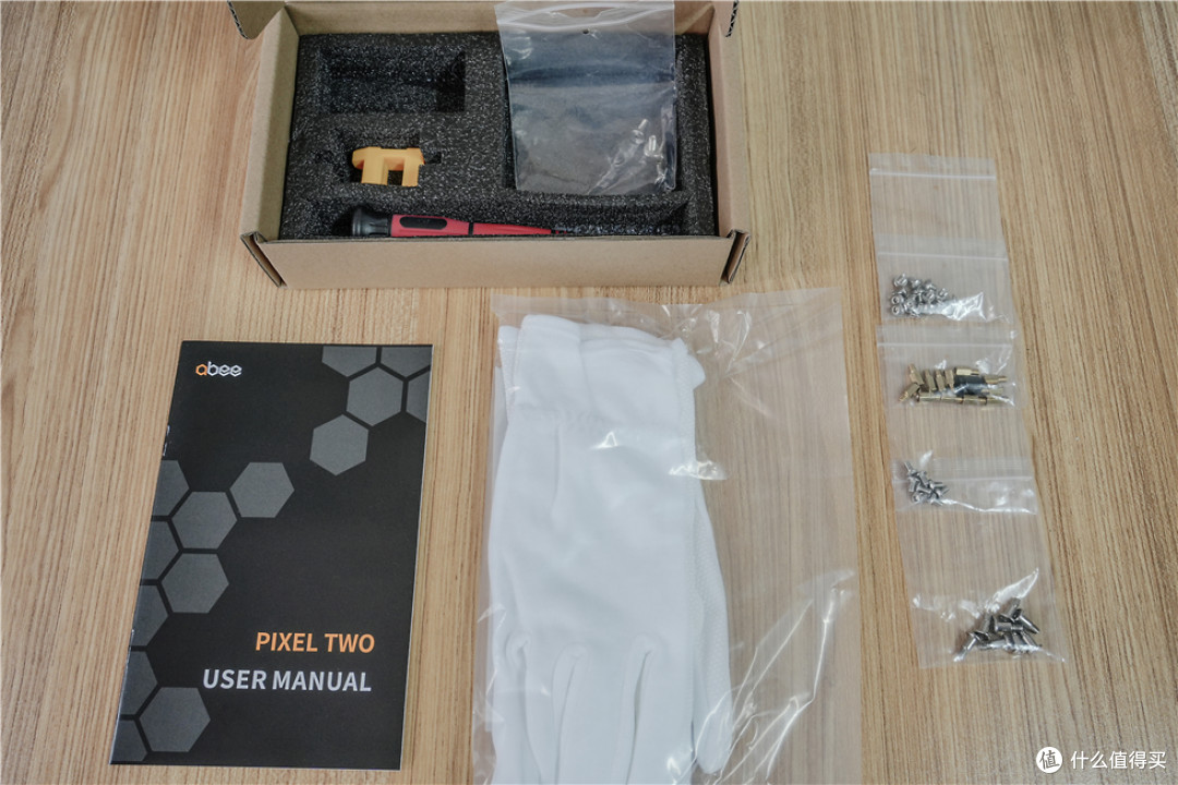 独一无二的专属设计——abee PIXEL TWO像素2机箱+ROG MAXIMUS Z790 DARK HERO主板+索泰4080 SUPER装机