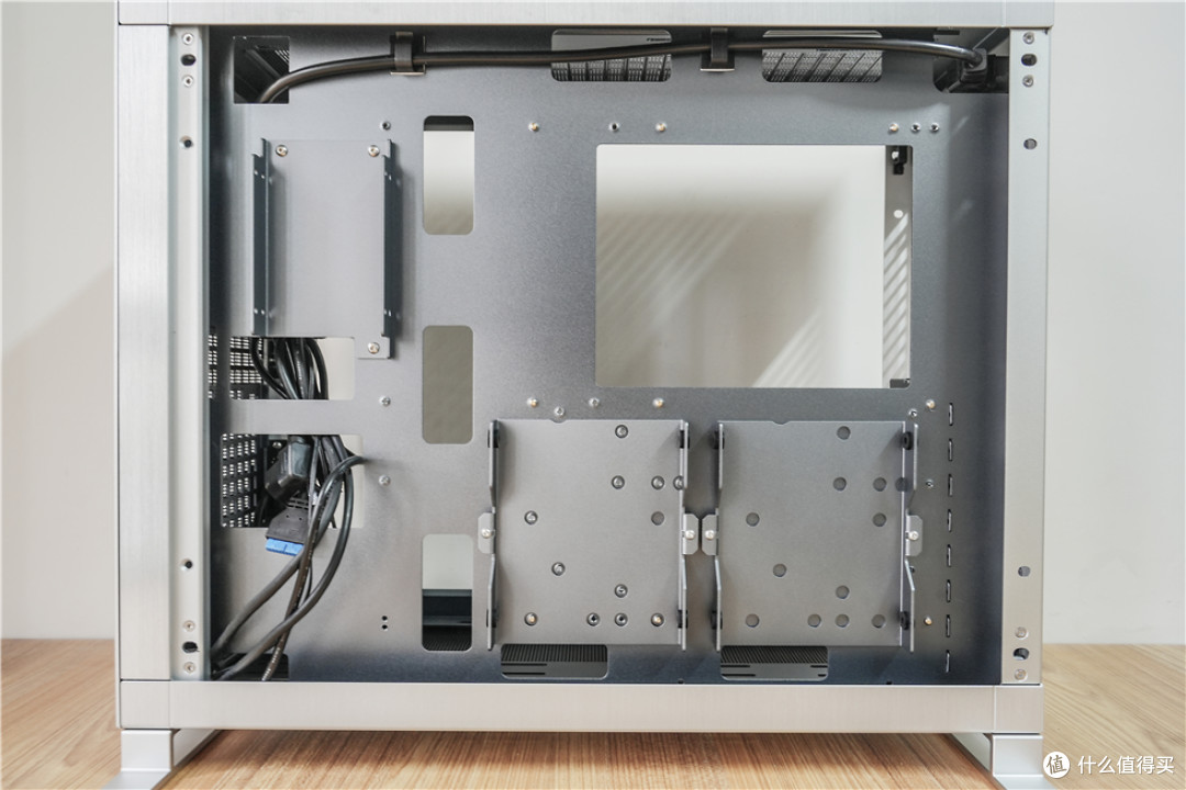 独一无二的专属设计——abee PIXEL TWO像素2机箱+ROG MAXIMUS Z790 DARK HERO主板+索泰4080 SUPER装机
