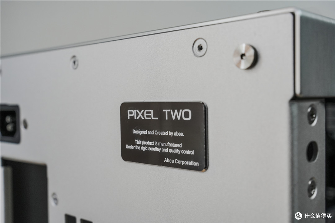 独一无二的专属设计——abee PIXEL TWO像素2机箱+ROG MAXIMUS Z790 DARK HERO主板+索泰4080 SUPER装机