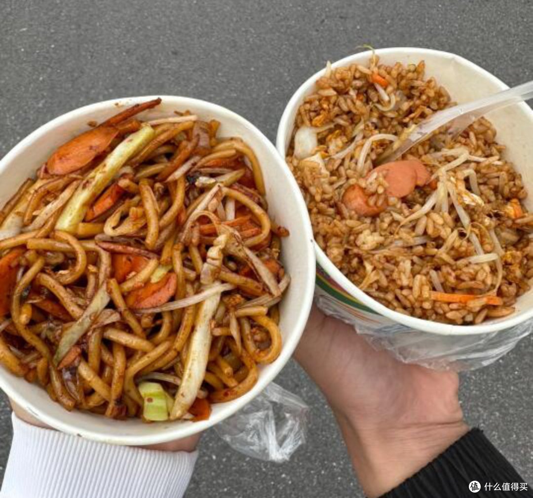 今年的消费降级有多严重?网友们比起来了,我看完却破防了!