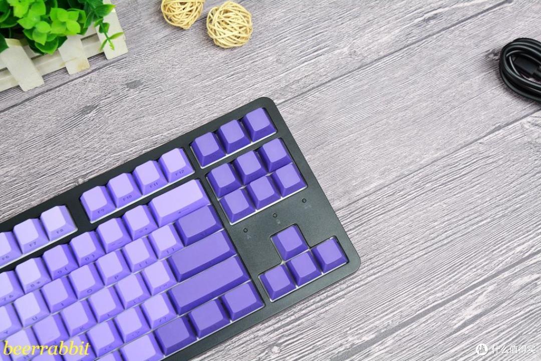 达尔优 EK87 PRO三模机械键盘:渐变侧刻高颜值