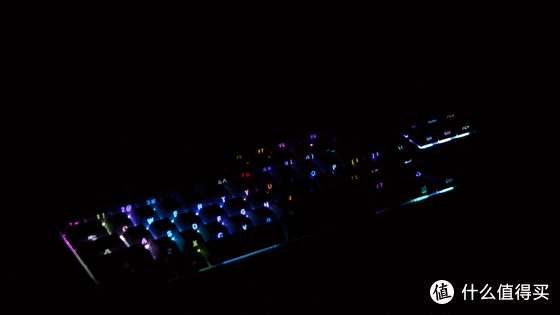 达尔优 EK87 PRO三模机械键盘:渐变侧刻高颜值