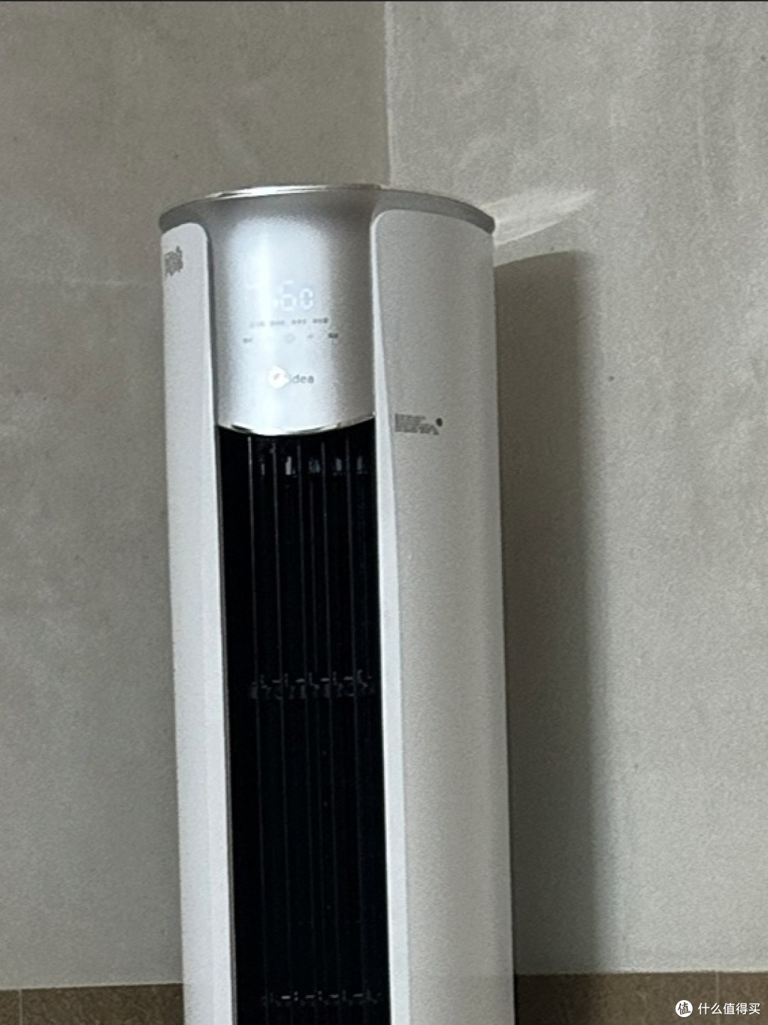 美的3P匹新一级能效大风口变频冷暖圆柱立式家用客厅柜机空调——绿都市的舒适新选择