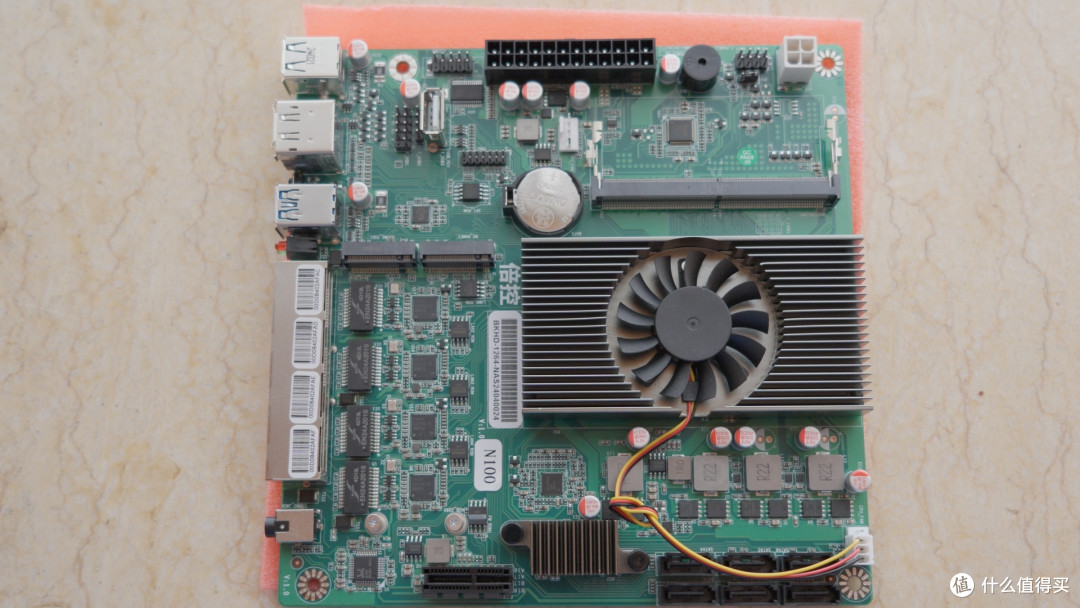 n100倍控nas主板测评pve82黑群晖openwrt软路由通吃