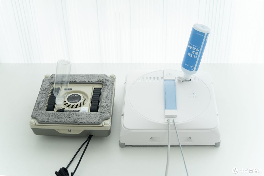 窗户明亮的秘密:实测对比科沃斯W1S和火鲸H6 Pro,哪款才是更值得入手的千元擦窗机器人?