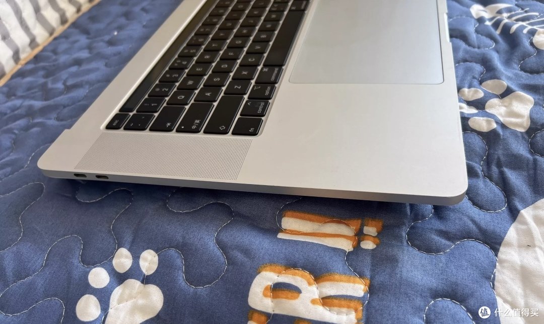 1700的MacBook Pro旗舰香不香?