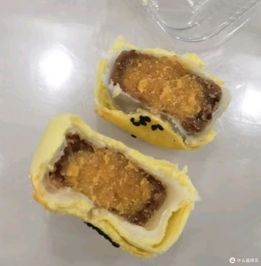 三只松鼠红豆蛋黄酥，香甜美味享不停