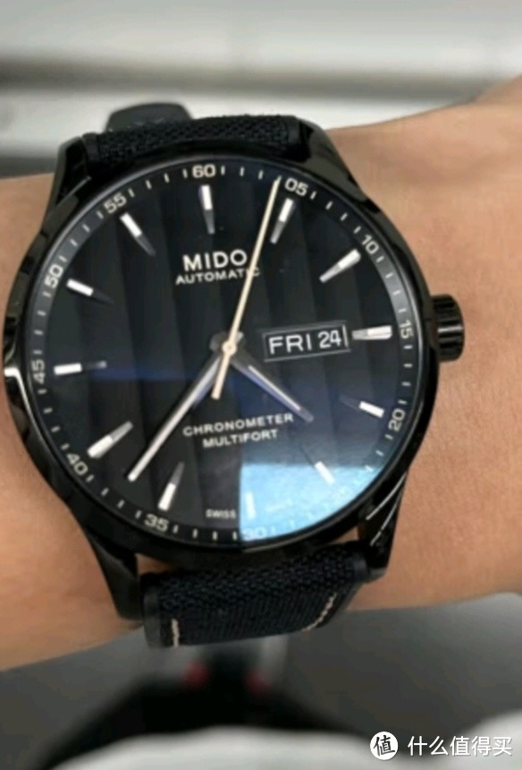 美度（MIDO）瑞士手表 舵手系列 硅油丝 天文台 休闲运动 自动机械男表 送父亲