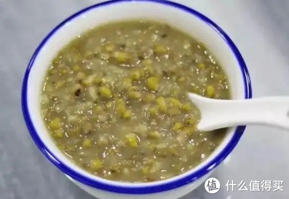 夏天多喝绿豆粥