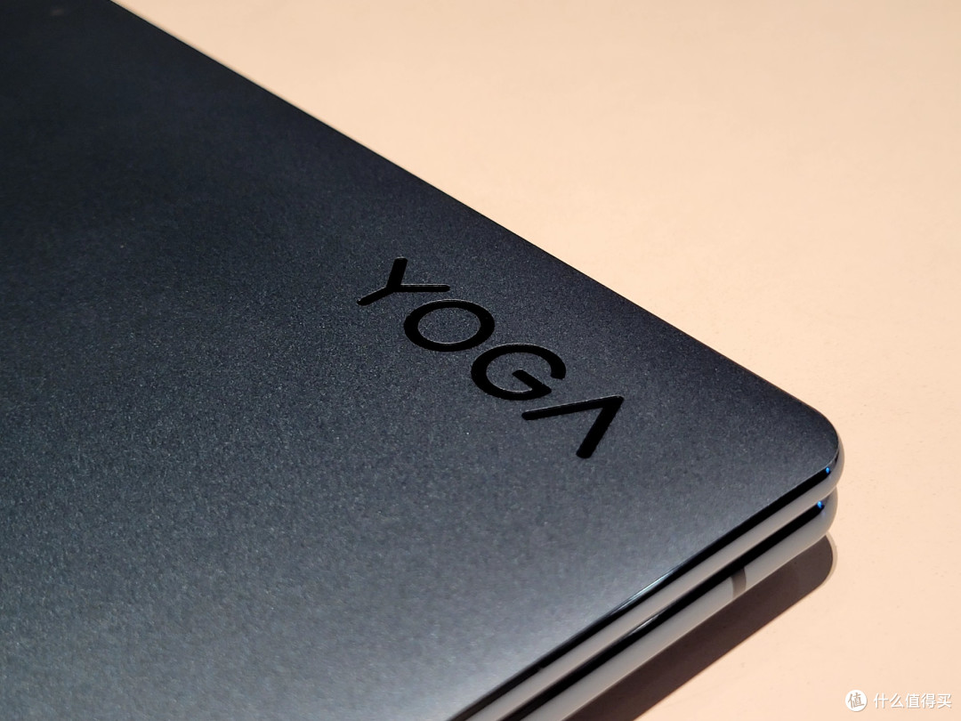 YOGA Book 9i 元启版 体验报告——多一面的YO等生