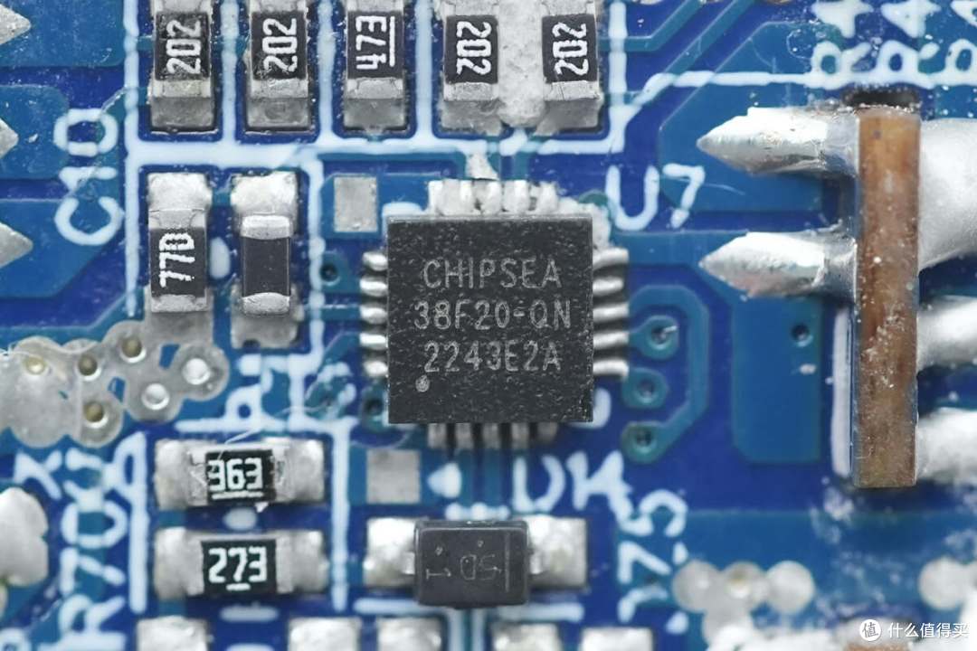 拆解报告：JOYROOM机乐堂140W 3C1A氮化镓充电器JR-TCG05CN