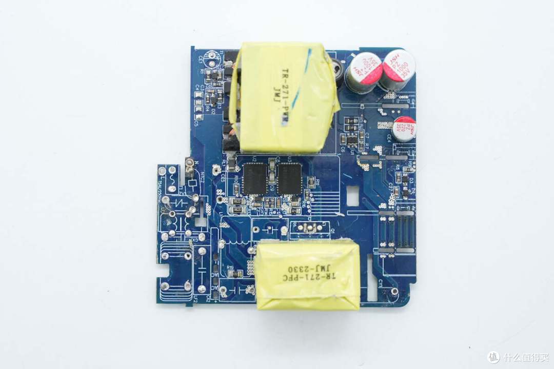 拆解报告：JOYROOM机乐堂140W 3C1A氮化镓充电器JR-TCG05CN
