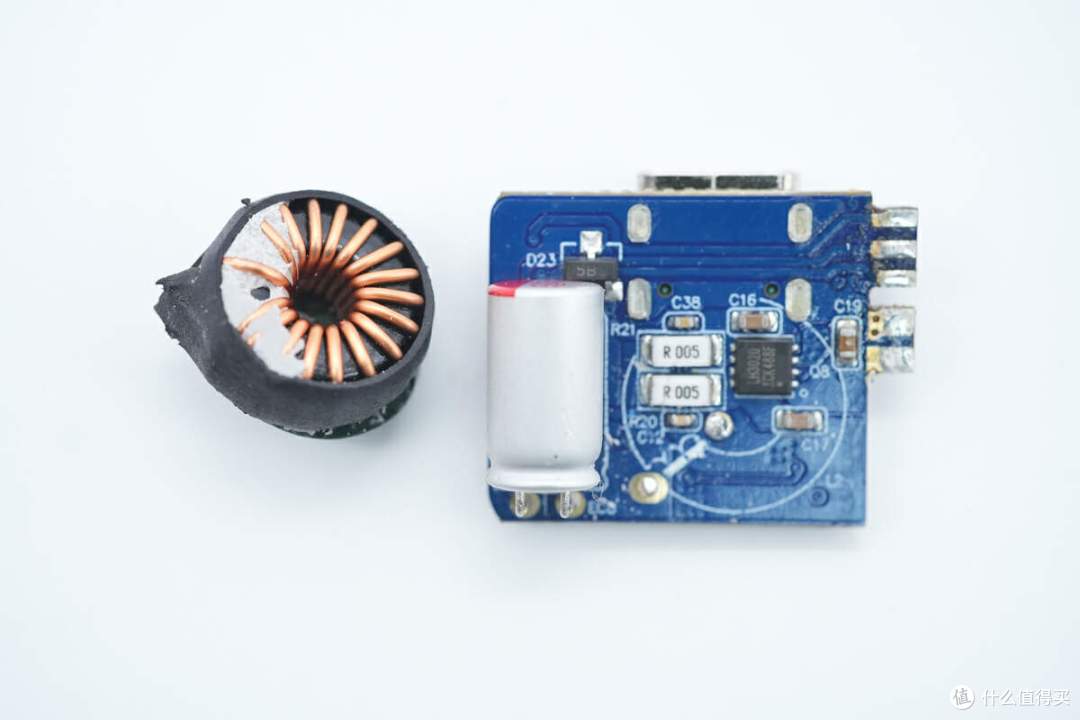 拆解报告：JOYROOM机乐堂140W 3C1A氮化镓充电器JR-TCG05CN