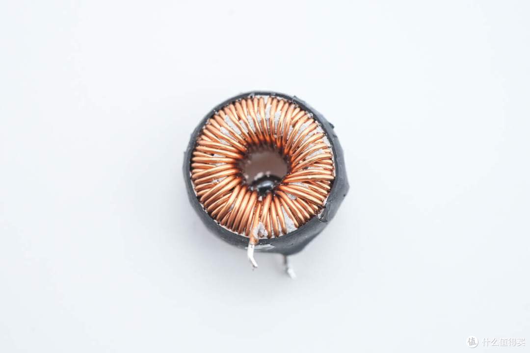 拆解报告：JOYROOM机乐堂140W 3C1A氮化镓充电器JR-TCG05CN