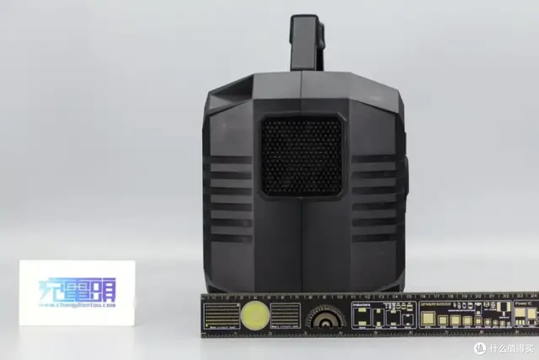 内置60节比克18650电芯，奈特科尔518Wh便携户外电源拆解