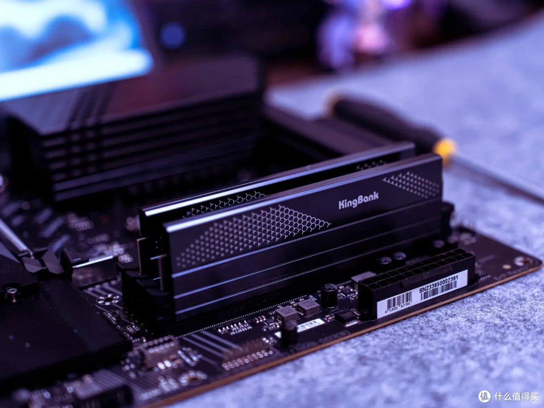 单条24GB!轻松8000MHz!丨14700KF+Z790 AORUS PRO X WIFI7主板+金百达星刃D5内存超频实战