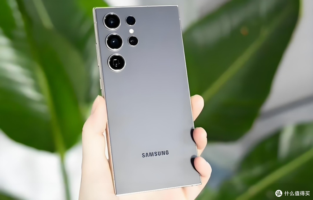 三星果断"发飙",618突降3400元,10倍光学变焦 骁龙8gen2 2k屏