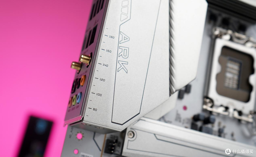 七彩虹CVN Z790 ARK 方舟主板评测:跟老司机一样驾驭i9-14900K