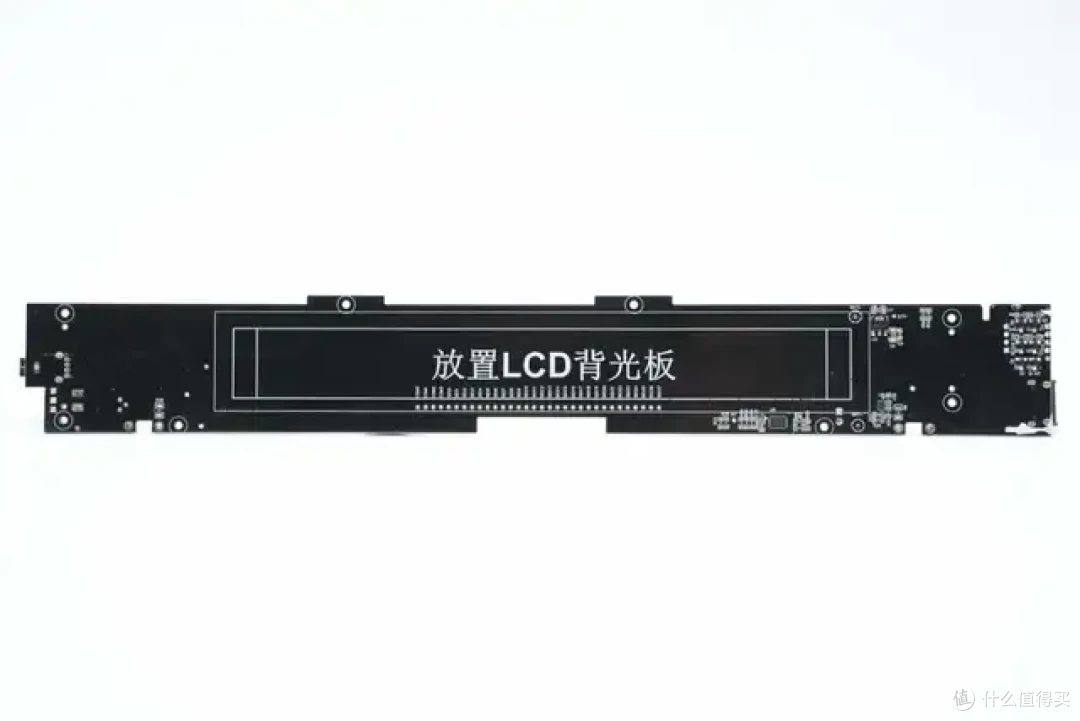 内置4节力神18650电芯,闪极10000mAh 互联网主机秘钥移动电源拆解