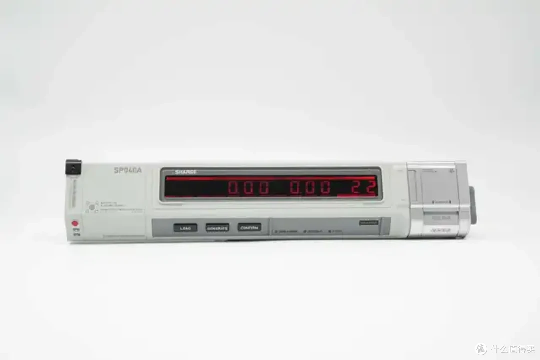 内置4节力神18650电芯,闪极10000mAh 互联网主机秘钥移动电源拆解