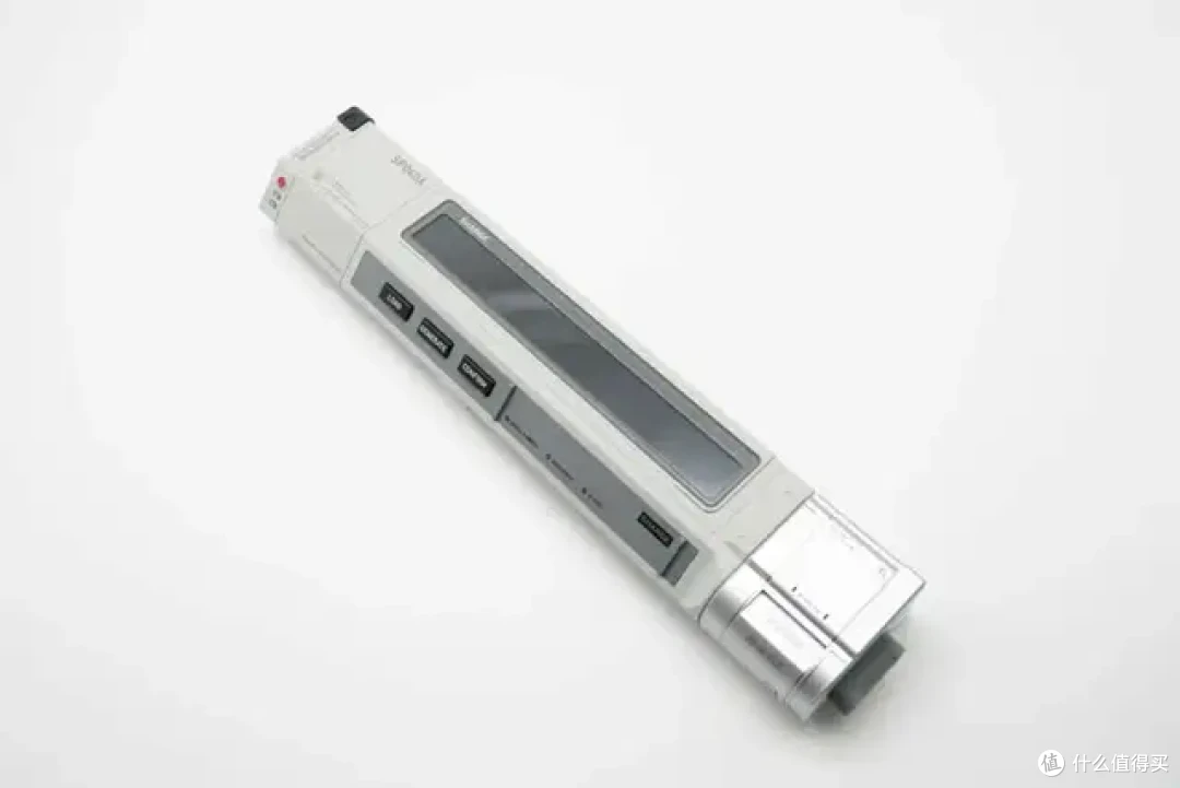 内置4节力神18650电芯,闪极10000mAh 互联网主机秘钥移动电源拆解