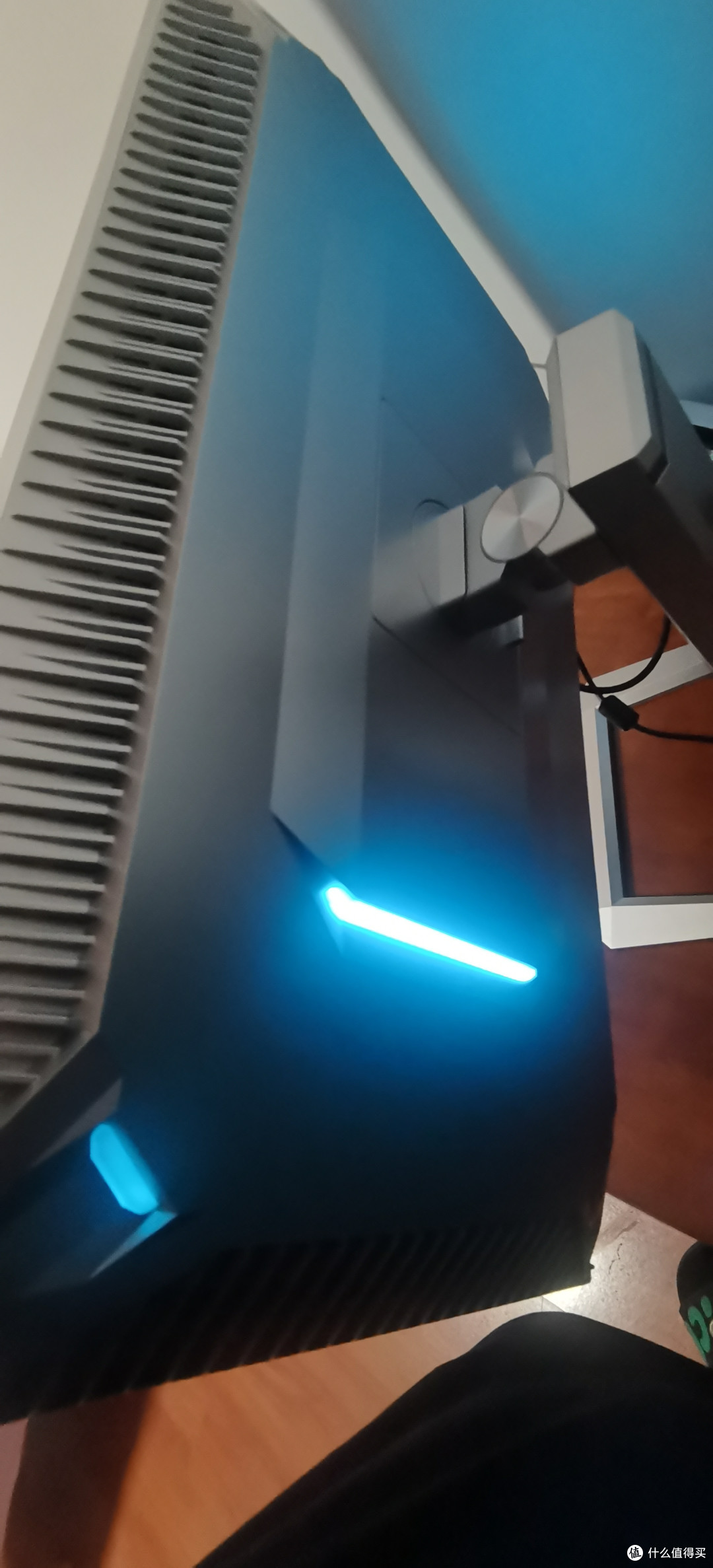 新出的高刷mini led显示器 雷鸟Q7,和联合创新M2U-pro比如何?
