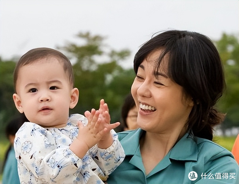 宝宝出生第1年有多重要？李玫瑾：十月怀胎加十年养育都比不上